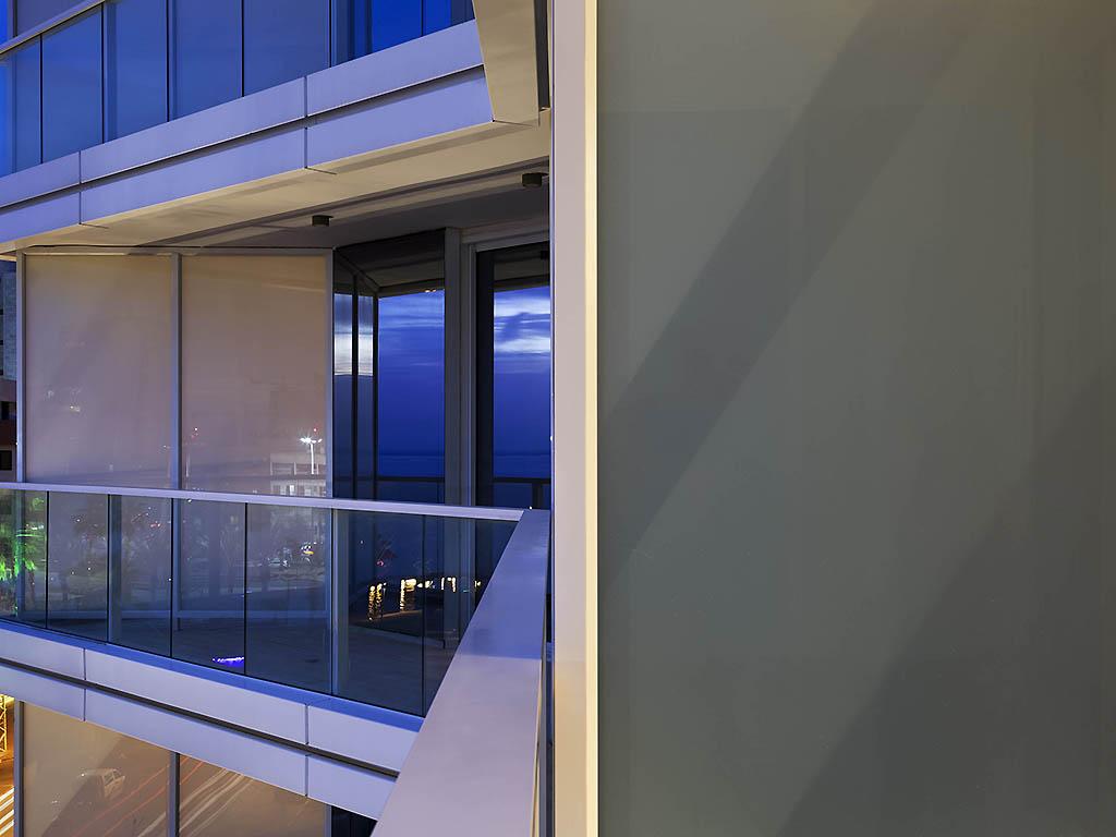 David Tower Hotel Netanya By Prima Hotels - 16 Years Plus 外观 照片 Switchable glass
